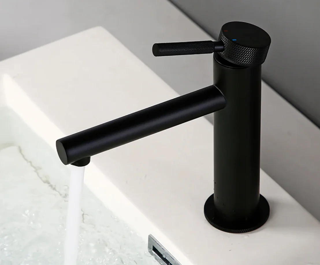 Mitigeur de salle de bain noir mate - Image 3